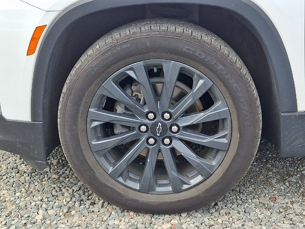 Certified 2023 Chevrolet Traverse RS AWD/4WD image 32