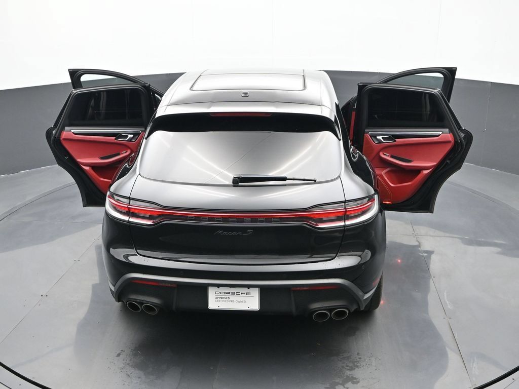Certified 2023 Porsche Macan S AWD/4WD image 25