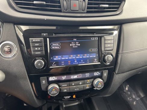 Used 2019 Nissan Rogue SL image 17