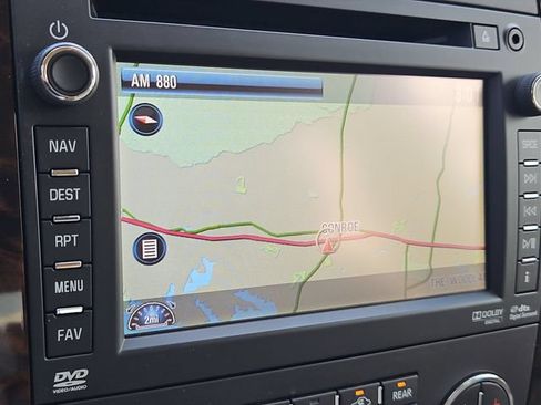 Used 2013 GMC Yukon Denali RWD image 21