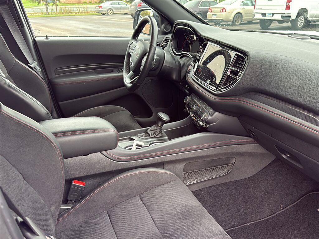 Used 2023 Dodge Durango R/T w/ Tow 'N Go Package AWD/4WD image 10