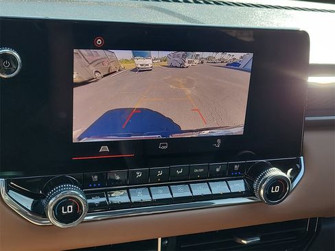 Used 2023 GMC Canyon AT4 w/ AT4 Premium Package image 22