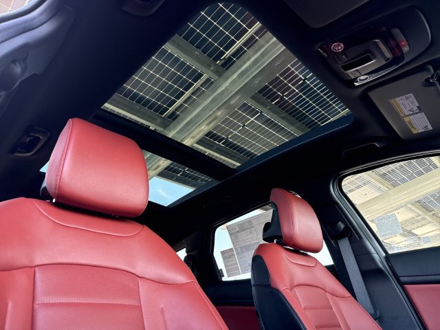 New 2026 Kia Sportage SX FWD image 18