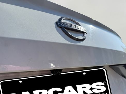 Used 2024 Nissan Altima 2.5 SR FWD image 30