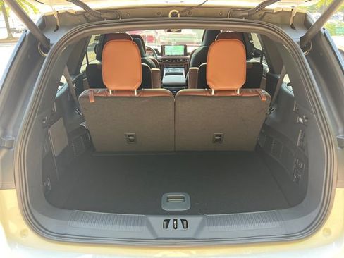 New 2026 Lincoln Aviator Reserve AWD/4WD image 19