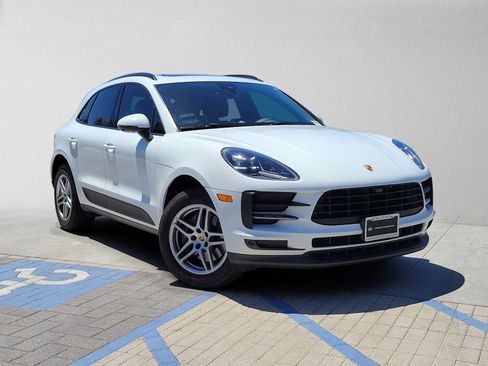 Used 2021 Porsche Macan AWD/4WD image 2