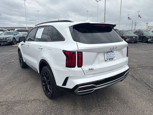 Used 2023 Kia Sorento SX image 7