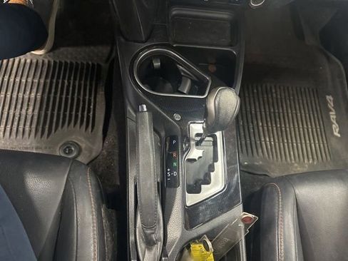 Used 2017 Toyota RAV4 SE AWD/4WD image 13