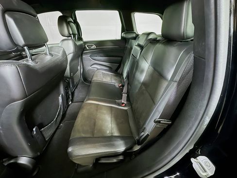 Used 2021 Jeep Grand Cherokee Laredo X image 14