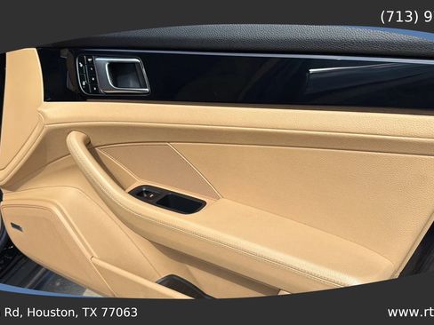 Used 2017 Porsche Panamera image 43