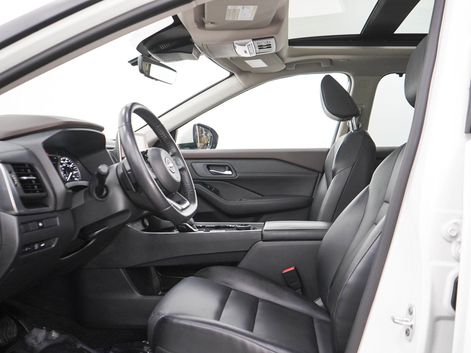 Used 2023 Nissan Rogue SV w/ SV Premium B Package AWD/4WD image 22