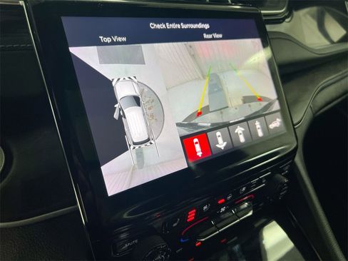 Used 2023 Jeep Grand Cherokee Overland w/ Adv Protech Group III image 15