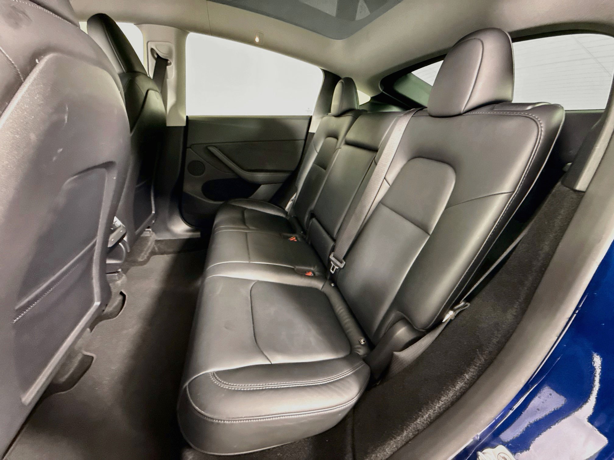 Used 2023 Tesla Model Y Long Range AWD/4WD image 21
