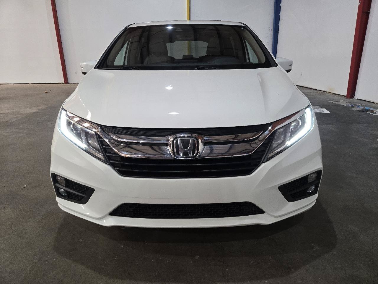 Used 2018 Honda Odyssey EX-L image 2