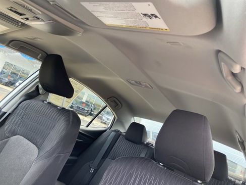 Used 2025 Toyota Camry LE image 33