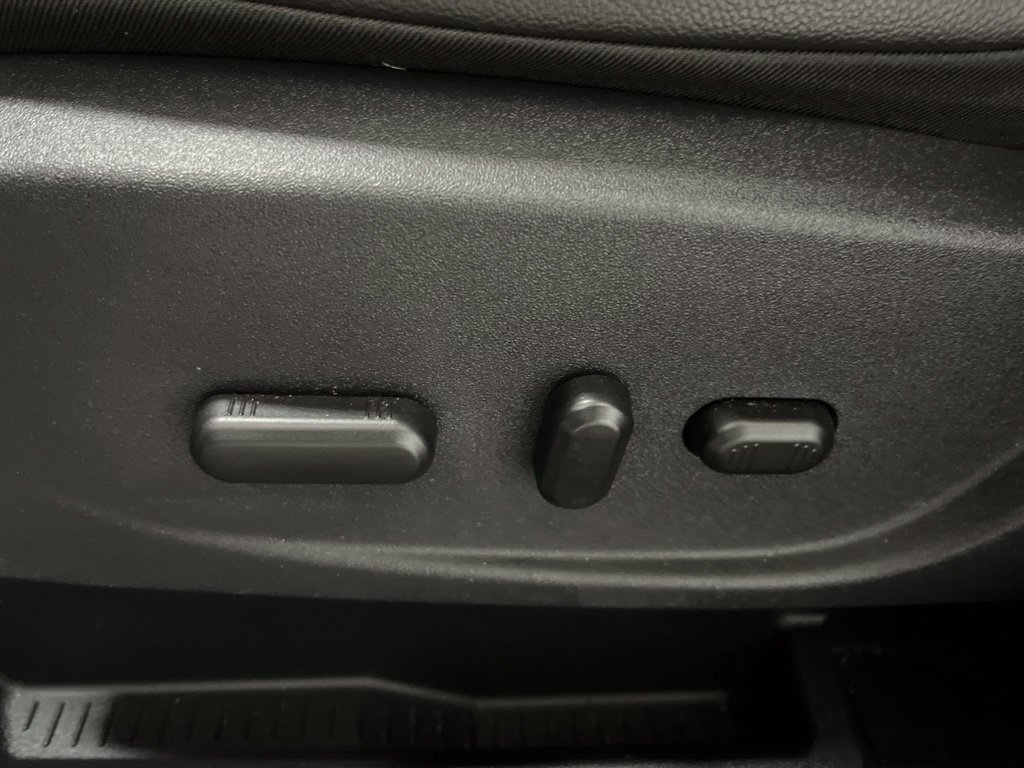Used 2016 Ford Escape Titanium AWD/4WD image 20