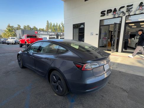 Used 2023 Tesla Model 3 Standard Range image 4