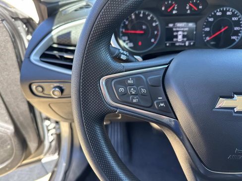 Used 2023 Chevrolet Malibu LT FWD image 25