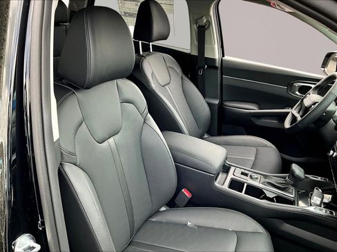 New 2026 Kia Sorento S w/ S Panoramic Sunroof Package FWD image 18