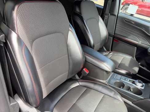Used 2024 Ford Escape ST-Line AWD/4WD image 27