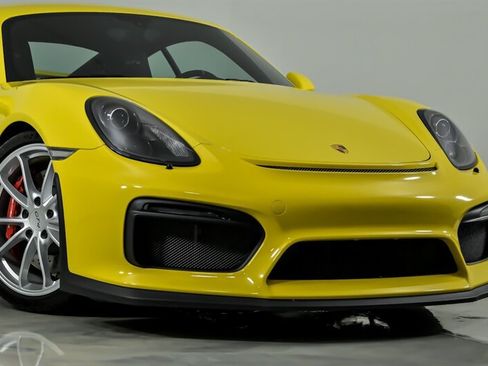 Used 2016 Porsche Cayman GT4 RWD image 3