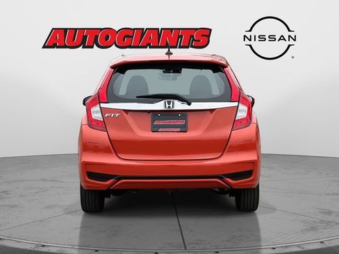 Used 2018 Honda Fit EX image 4