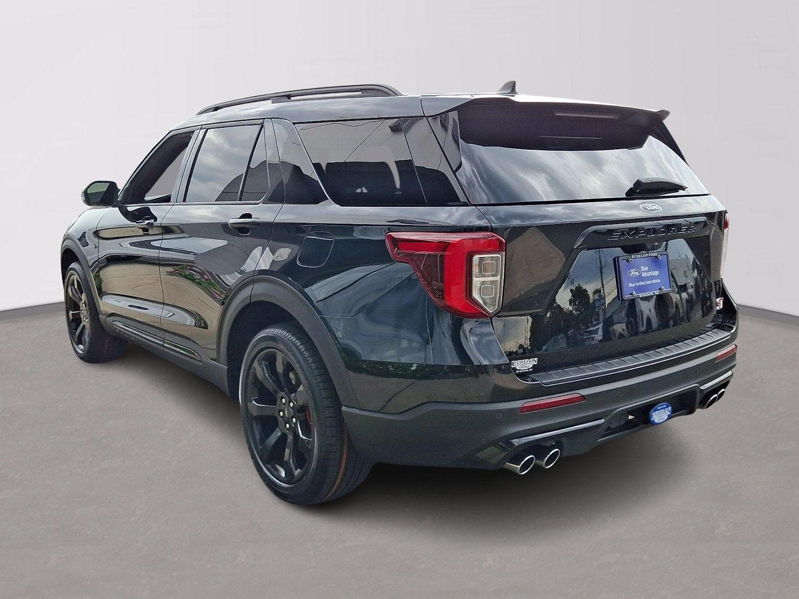 Certified 2023 Ford Explorer ST w/ Equipment Group 401A AWD/4WD image 4