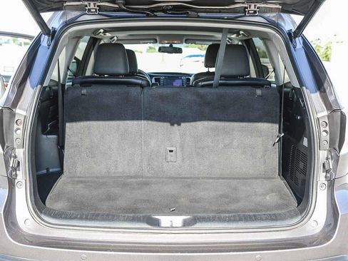 Used 2016 Toyota Highlander Limited image 26