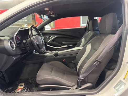 Used 2017 Chevrolet Camaro LT image 7