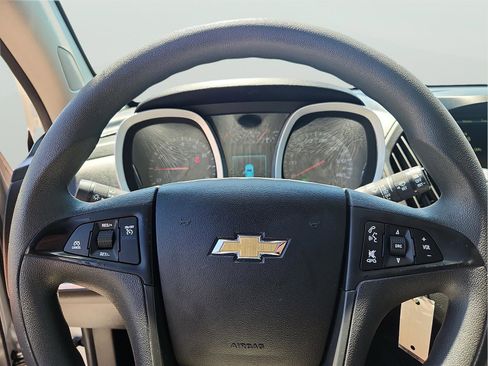 Used 2017 Chevrolet Equinox LS FWD image 18