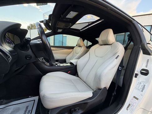 Used 2018 INFINITI Q60 3.0t Luxe w/ Sensory Package 3.0T Luxe image 28