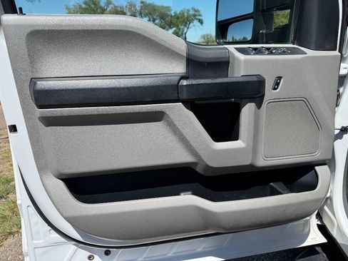 Used 2021 Ford F250 XL w/ STX Appearance Package AWD/4WD image 9