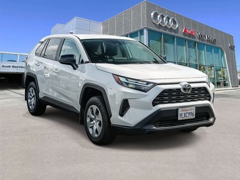 Used 2024 Toyota RAV4 LE image 5