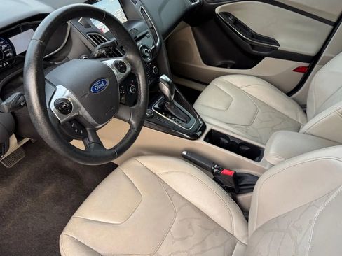 Used 2016 Ford Focus Electric Hatchback w/ Exterior Protection Package image 21