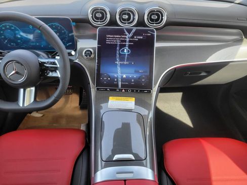 New 2026 Mercedes-Benz GLC 300 4MATIC image 14