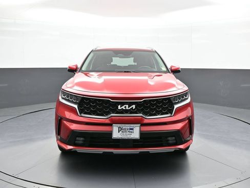 Certified 2023 Kia Sorento EX AWD/4WD image 2