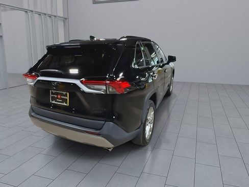 Certified 2023 Toyota RAV4 Limited AWD/4WD image 8