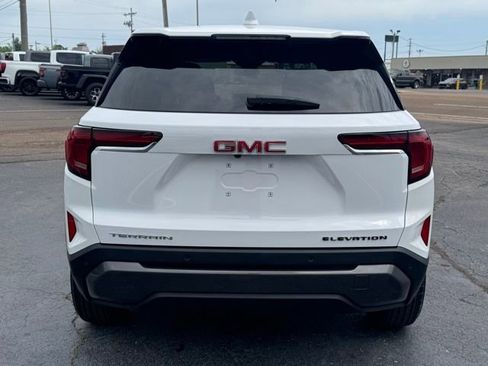 Used 2026 GMC Terrain Elevation FWD image 4