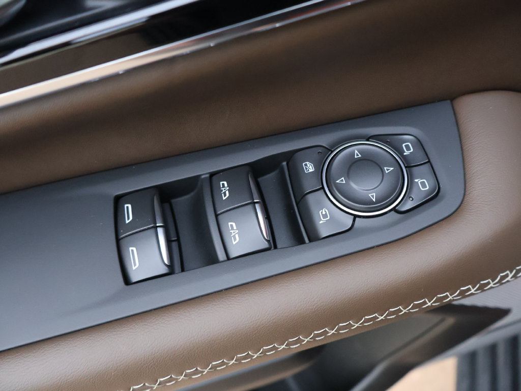 Certified 2026 GMC Yukon Denali Ultimate AWD/4WD image 37