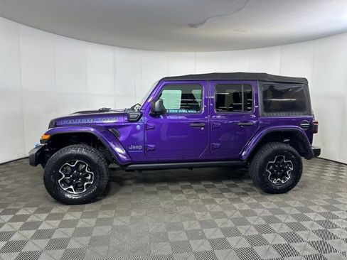 Used 2023 Jeep Wrangler Unlimited Rubicon 4xe w/ Cold Weather Group AWD/4WD image 6