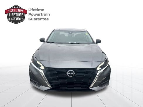 Certified 2024 Nissan Altima 2.5 SV FWD image 8