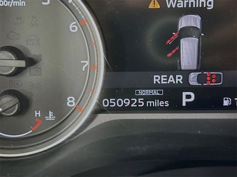 Used 2024 Mitsubishi Outlander SE image 15