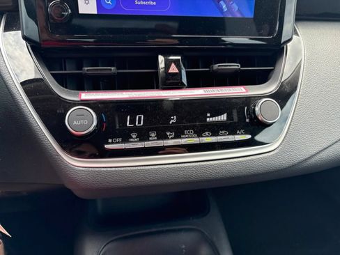 Used 2023 Toyota Corolla LE FWD image 13