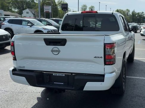 New 2026 Nissan Frontier SV w/ SV Convenience Package AWD/4WD image 6