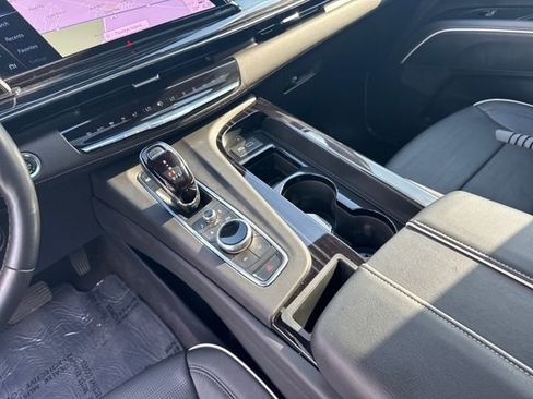 Used 2023 Cadillac Escalade Sport w/ Touring Package image 27