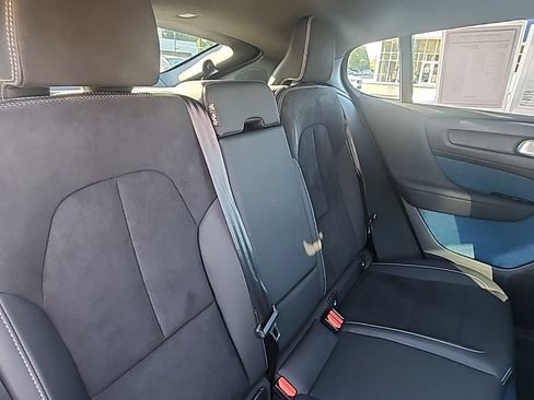 Used 2023 Volvo C40 P8 Recharge Plus w/ Protection Package Premier AWD/4WD image 19