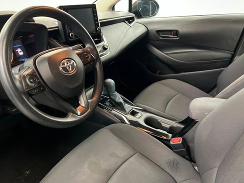 Used 2022 Toyota Corolla LE image 16