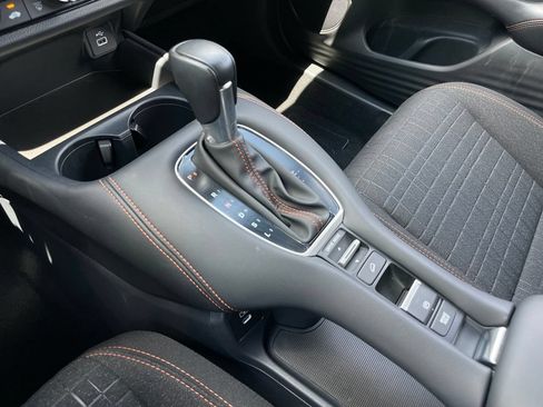 Used 2025 Honda HR-V Sport image 19