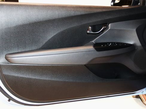 Used 2019 Hyundai Veloster N N w/ Performance Package image 23