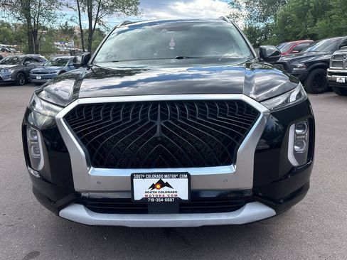 Used 2022 Hyundai Palisade Limited w/ Cargo Package AWD/4WD image 2